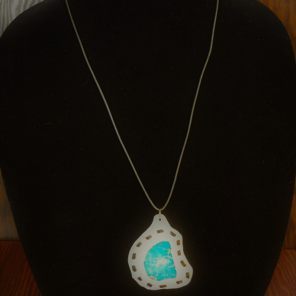 Western Leather & Gemstone Slab Necklace - Picture 3 of 3